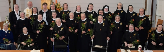 Gruppenbild Professjubilarinnen