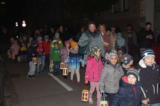 Fr. 10. November - Kirche Linz-Hl. Familie